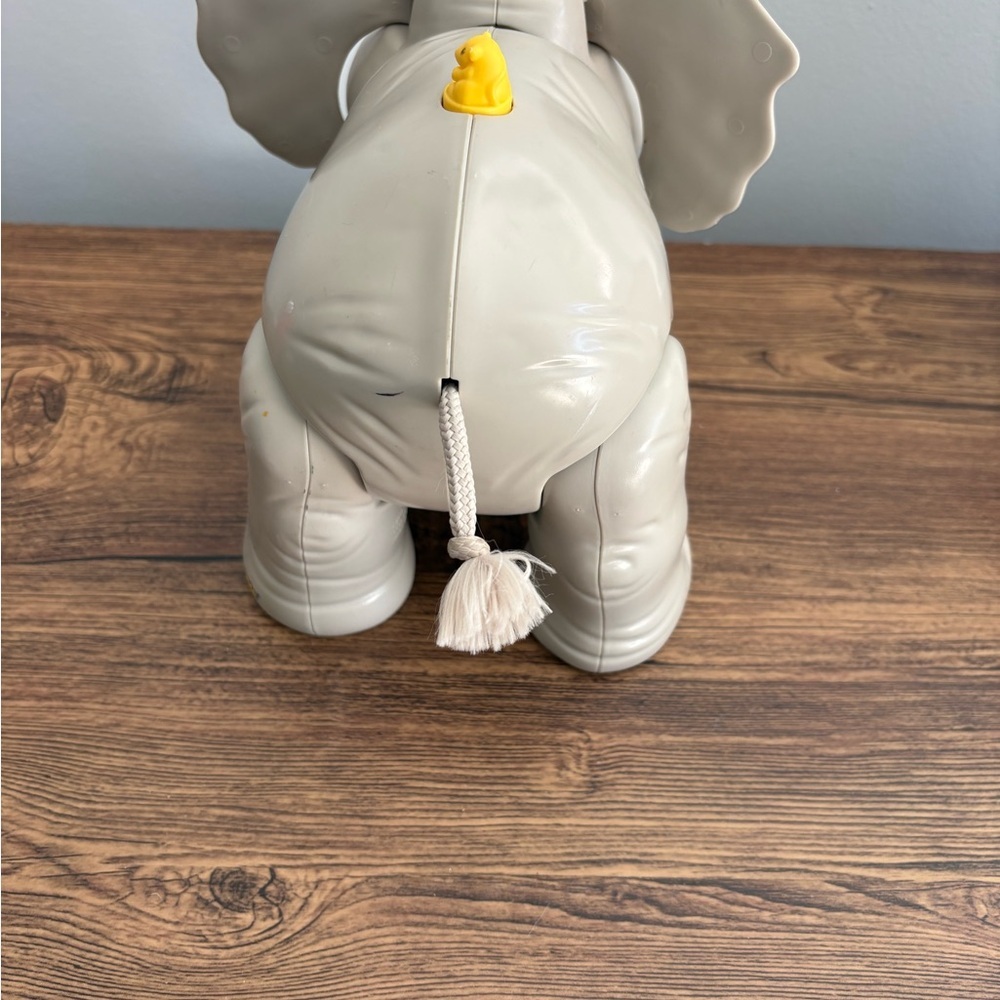 Fisher Price Little People Giant Elephant Interactive Sound Toy - Picture 5 of 5